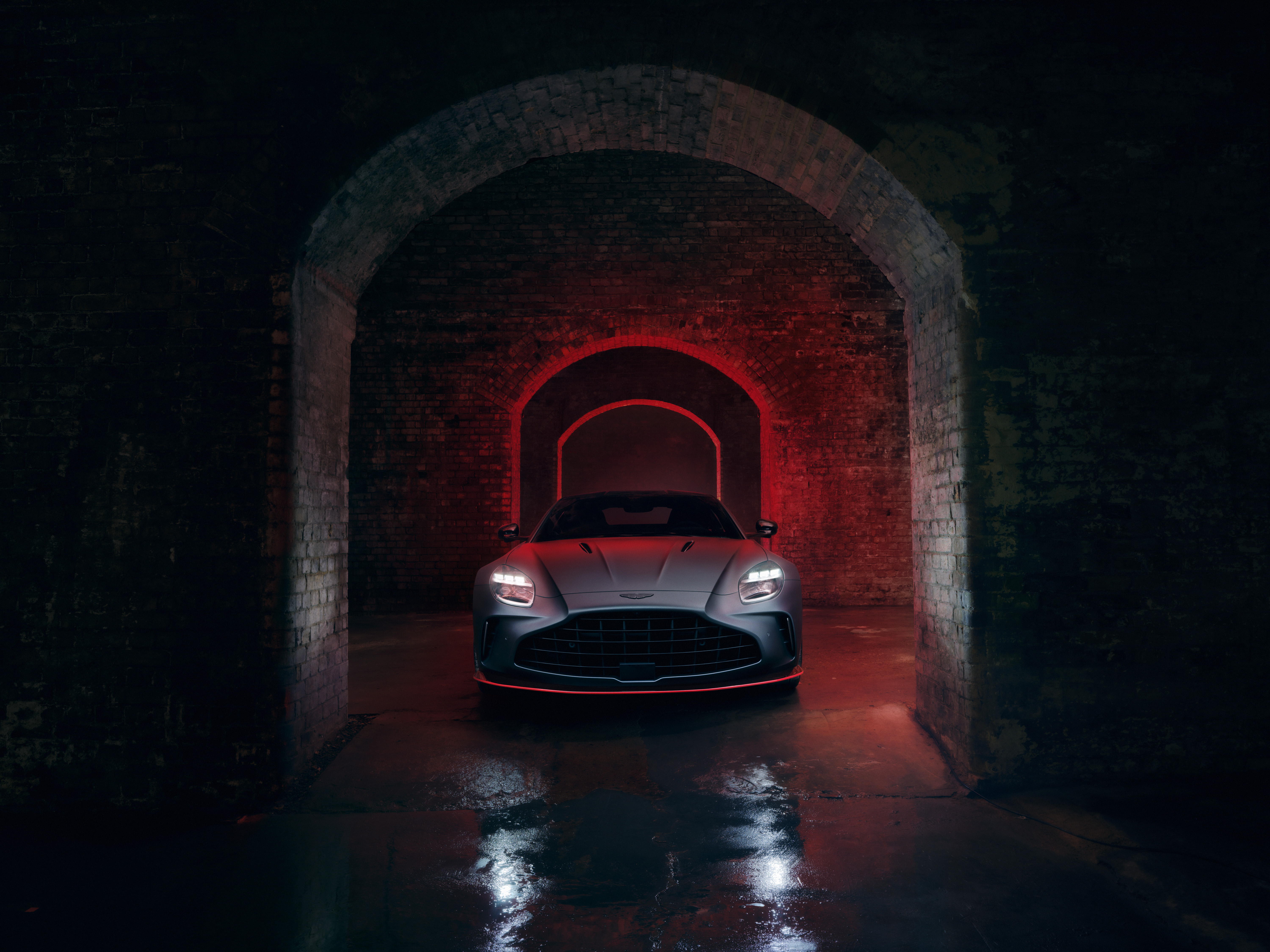 Aston Martin / Alex Bernstein - Automotive Retouching by Recom